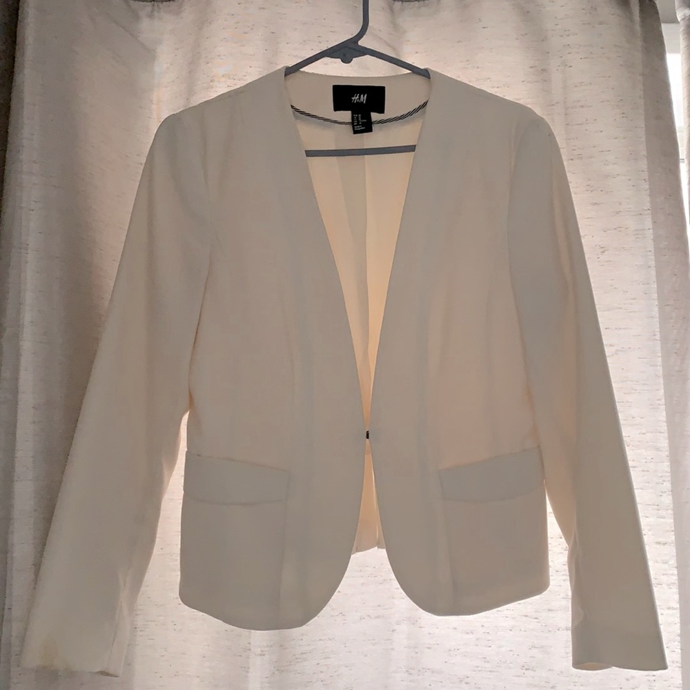 Off-white fully lined H&M suit jacket